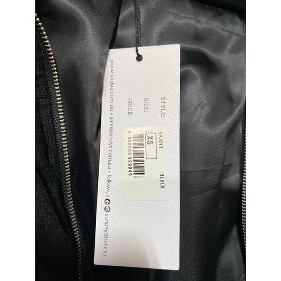 NWT Sndy corduroy puffer jacket Sz2 black two pockets in front warm comf… - Picture 6 of 6